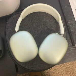 Apple AirPods Max Wireless Over-Ear Headphones. Active Noise Cancelling, Green